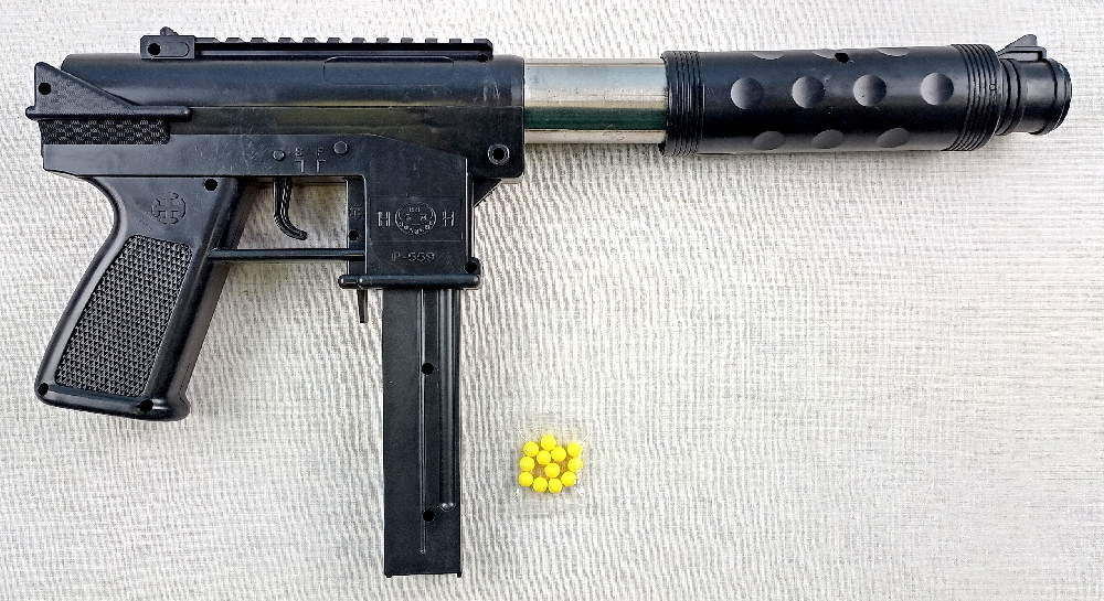 Пистолет с пульками и глушителем - фото 1