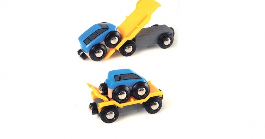 Вагон автоплатформа с машинкой BRIO - миниатюра 3