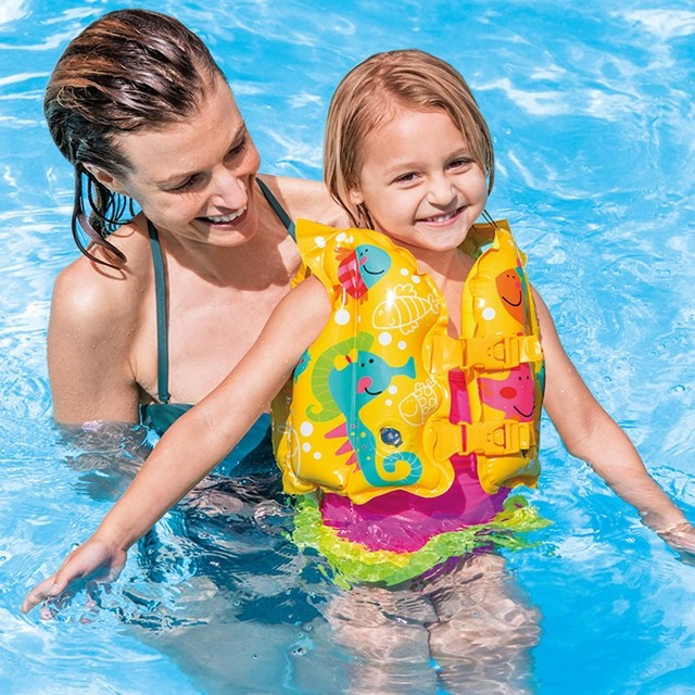 Жилет разноцветный 3-5лет 41*30 в/п - фото 1