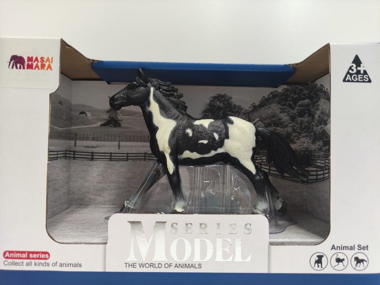 Лошадь черно - белая - фото 1