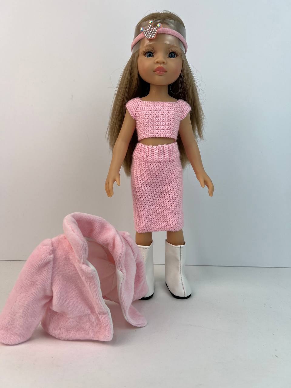 Кукла Маника 32см в/о в вяз. роз. костюме и шубе PAOLA REINA - миниатюра 2