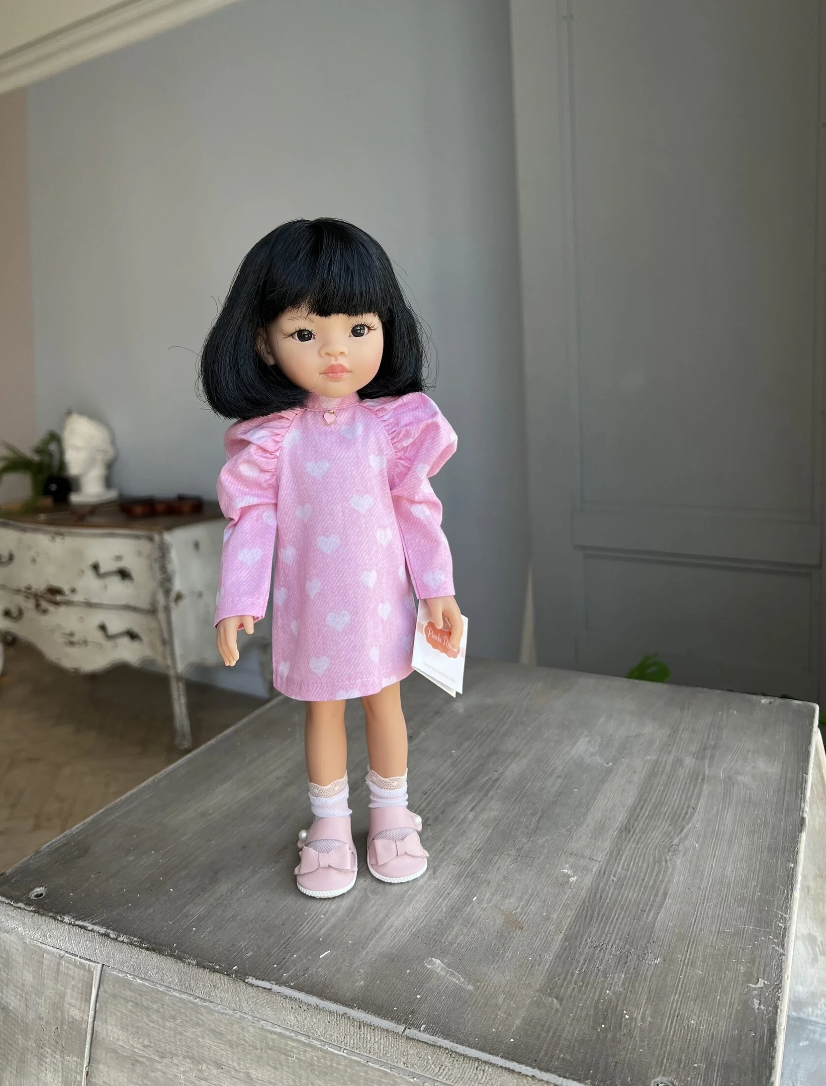 Одежда для кукол 32см Комплект Платье роз. с носками PAOLA REINA ОDS - фото 1